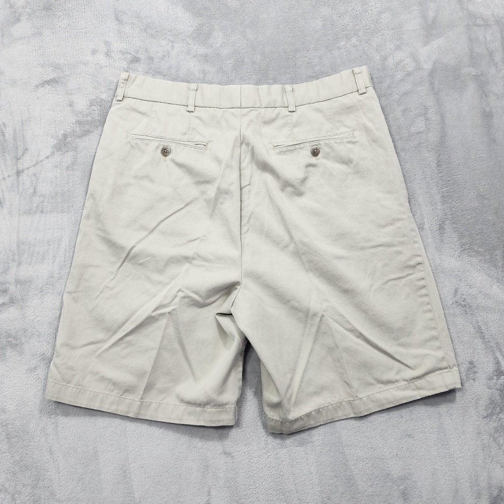 Cutter & Buck Shorts Mens 34 Beige Pleated Chino 10 Inseam Golf Casual Summer - Picture 2 of 12
